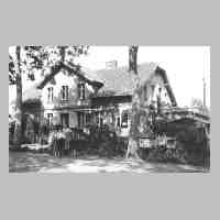 071-0013 Geschaefts- und Wohnhaus der Fleischerei Julius Lilienthal im Jahre 1928.jpg